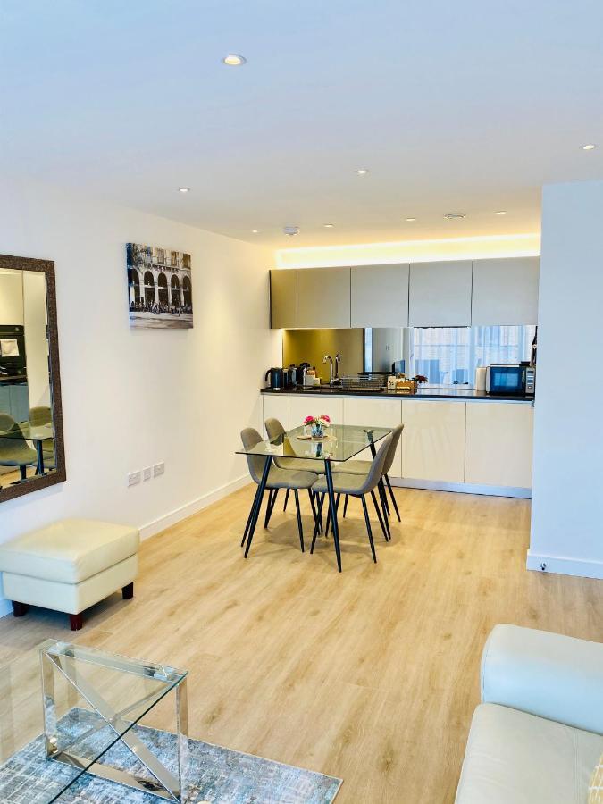 Silver Apartment Kew Bridge London ภายนอก รูปภาพ